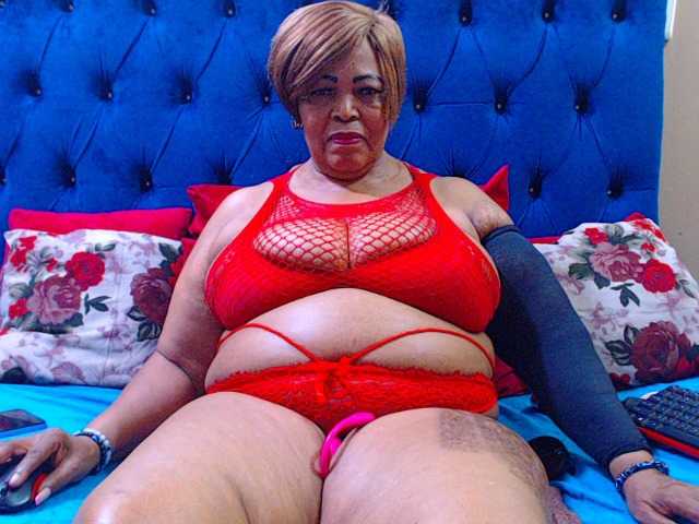 Ebonycandy10's BongaCams show and profile