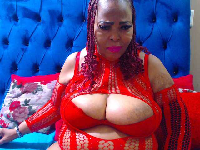 Ebonycandy10 live cam on BongaCams