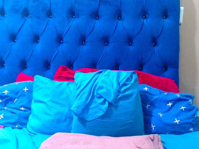 Ebonycandy10 live cam on BongaCams
