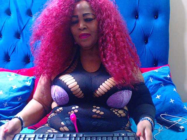 Ebonycandy10 live cam preview