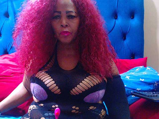 Ebonycandy10 live cam preview
