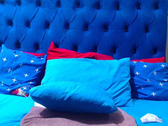 Ebonycandy10 live cam on BongaCams