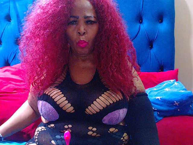 Ebonycandy10 live cam preview