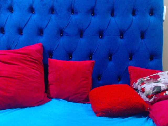 Ebonycandy10 live cam on BongaCams