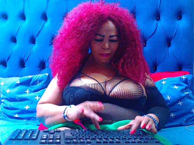 Ebonycandy10