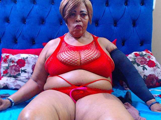 Ebonycandy10's BongaCams show and profile