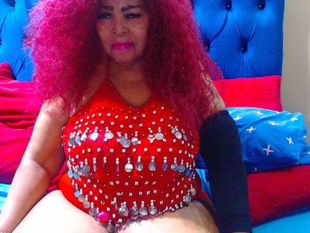 Ebonycandy10, en vivo ahora en BongaCams