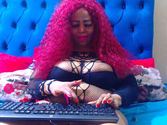 Ebonycandy10 live cam preview