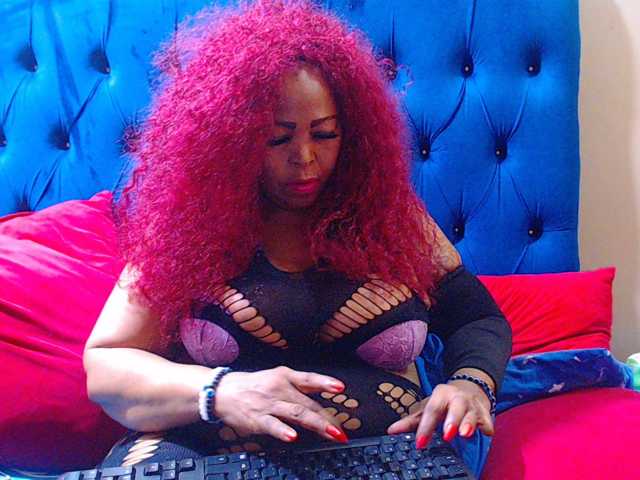 Ebonycandy10 live cam preview