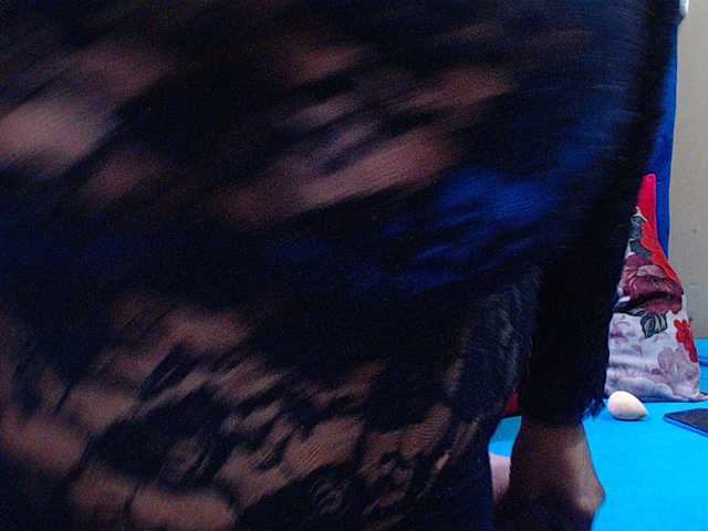 Ebonycandy10 live cam on BongaCams