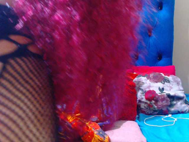 Ebonycandy10 live cam on BongaCams