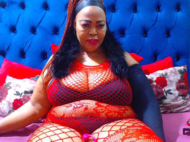 Ebonycandy10 live cam on UnifiedCams
