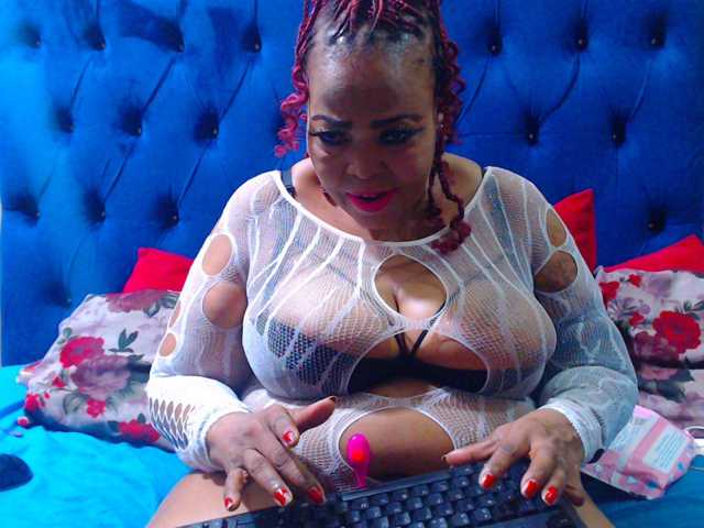 Ebonycandy10 live cam preview
