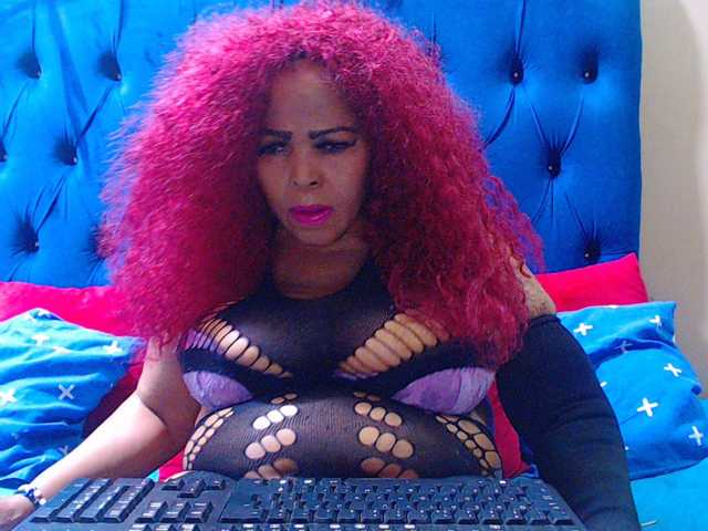 Ebonycandy10 live cam preview