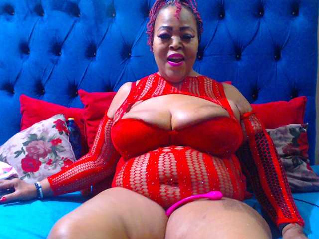 Ebonycandy10 live cam on BongaCams