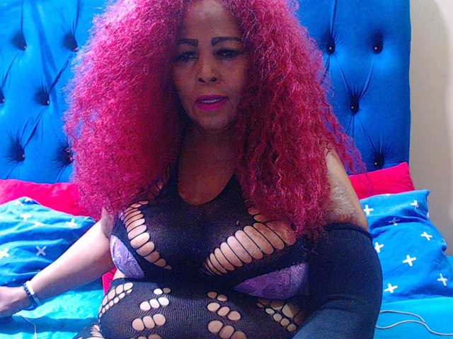 Ebonycandy10 live cam preview