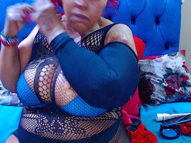 Ebonycandy10 webcam