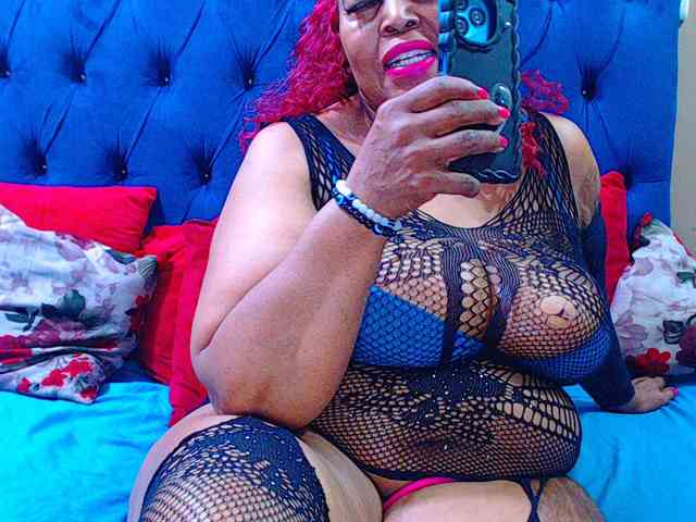 Ebonycandy10 webcam