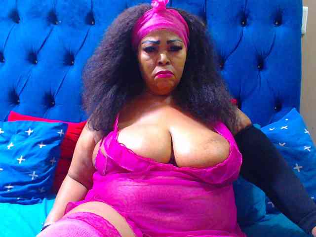 Ebonycandy10 webcam