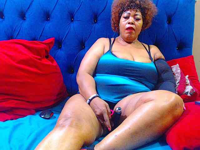 Ebonycandy10 webcam
