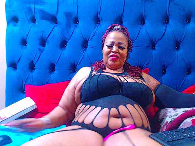 Ebonycandy10 webcam