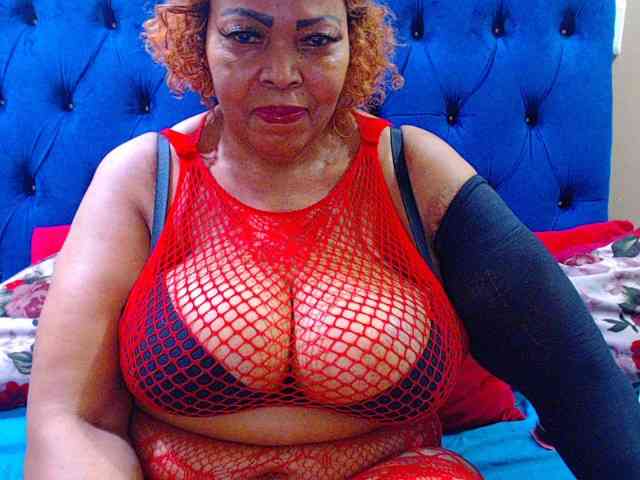 Ebonycandy10