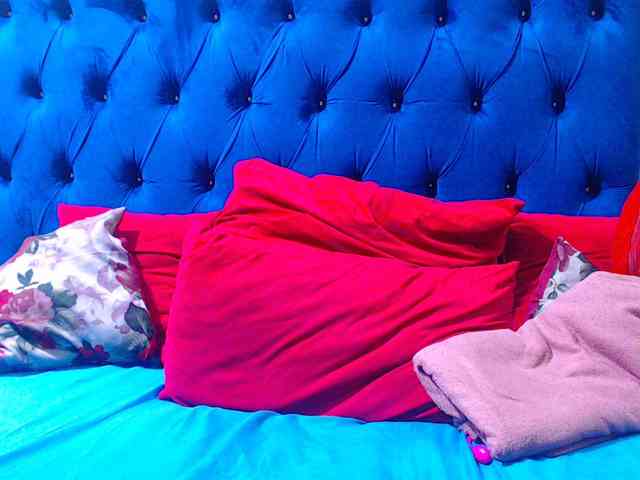 Ebonycandy10 webcam