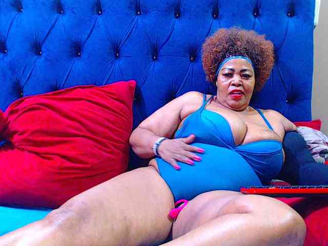 Modèle: Ebonycandy10