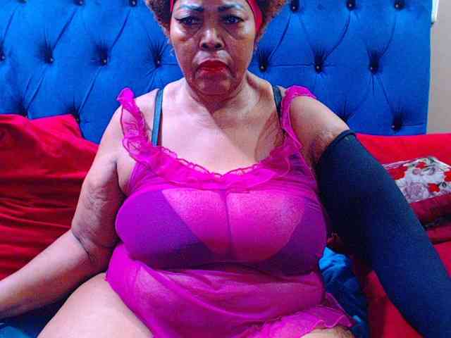 Ebonycandy10 webcam