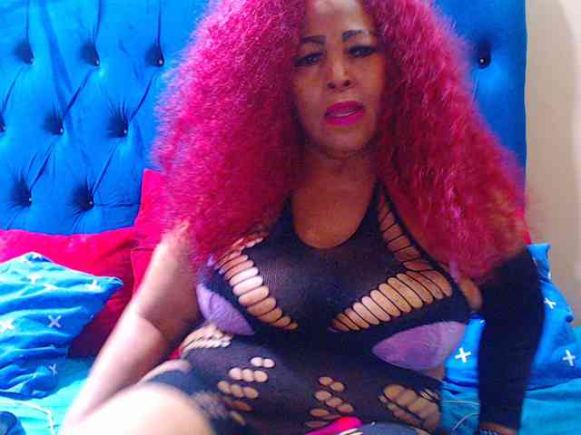 Ebonycandy10 webcam