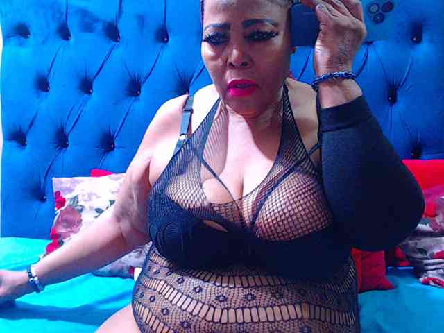 Ebonycandy10 webcam