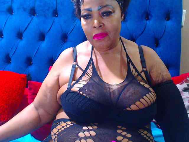Ebonycandy10