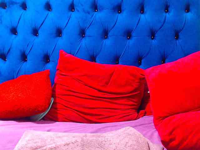 Ebonycandy10 webcam