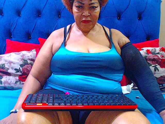 Ebonycandy10 webcam