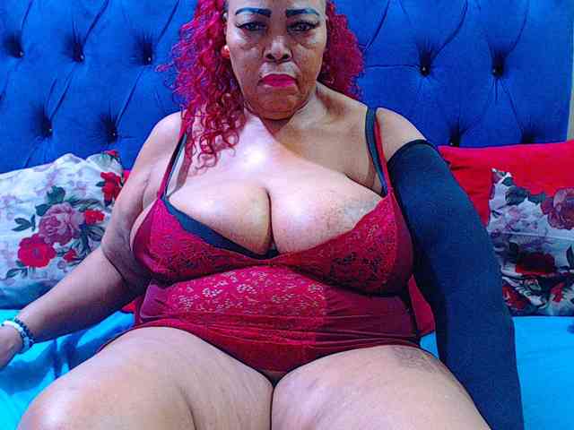 Ebonycandy10 webcam