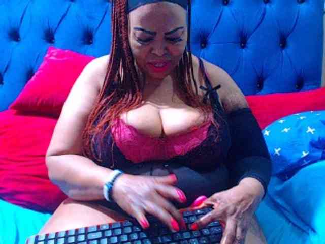 Ebonycandy10 webcam
