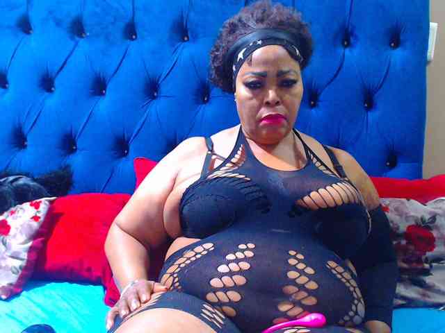 Ebonycandy10 webcam