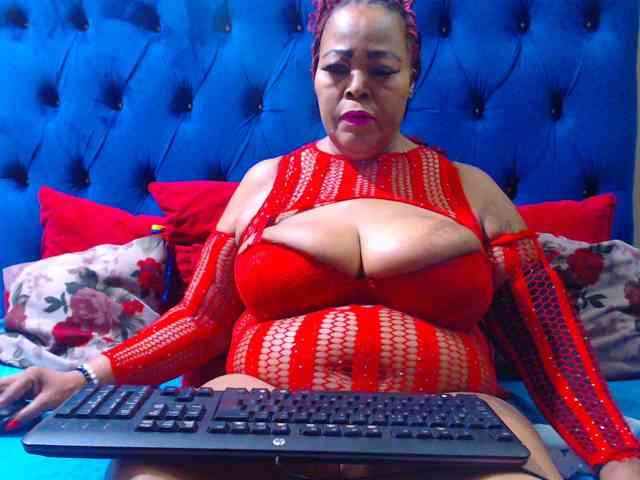 Ebonycandy10 webcam