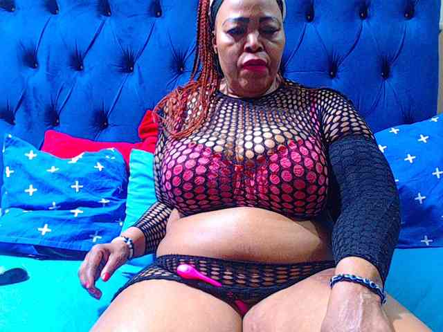 Ebonycandy10 webcam