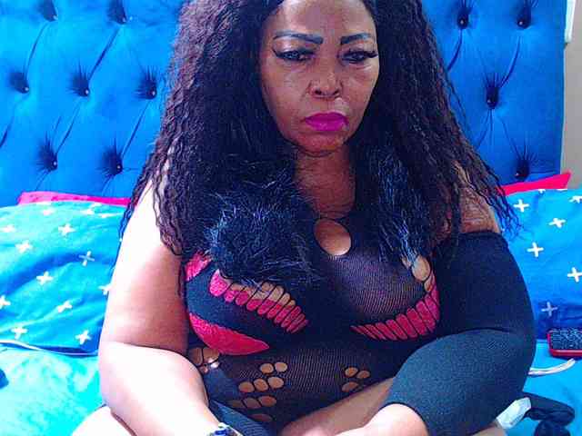 Ebonycandy10 webcam