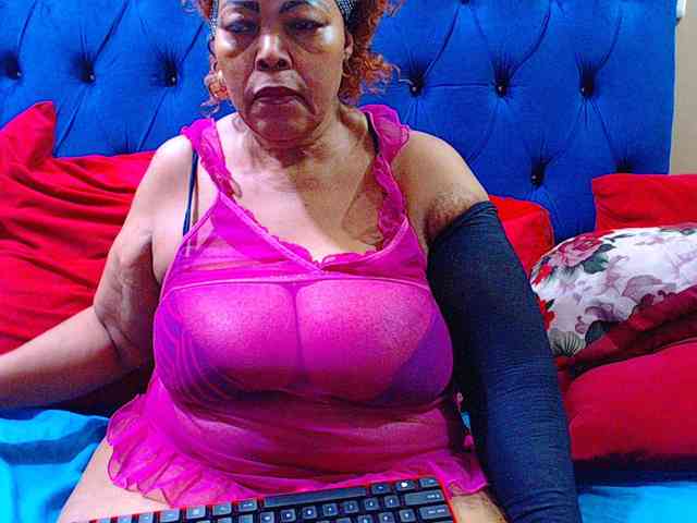 Ebonycandy10