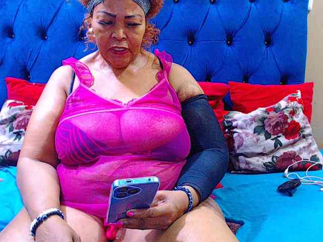 Ebonycandy10