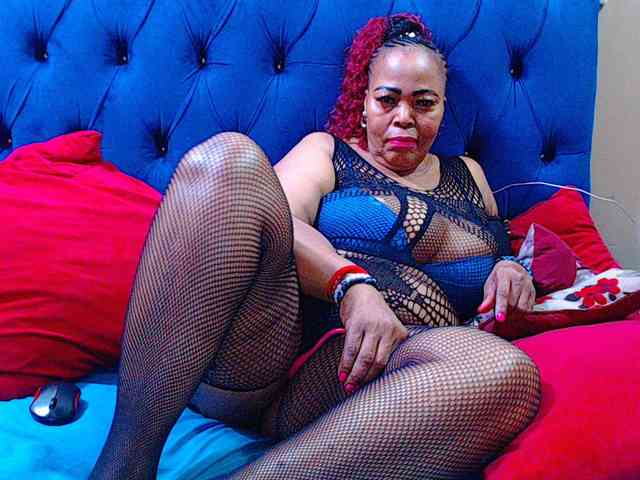 Ebonycandy10 webcam