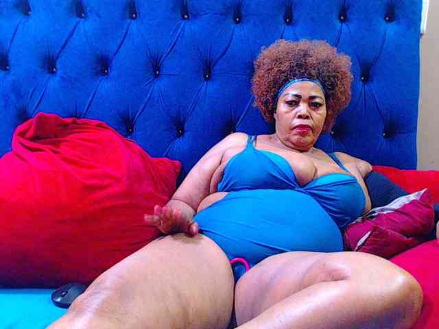 Ebonycandy10 webcam