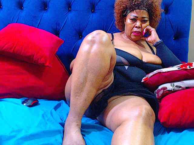 Ebonycandy10 webcam