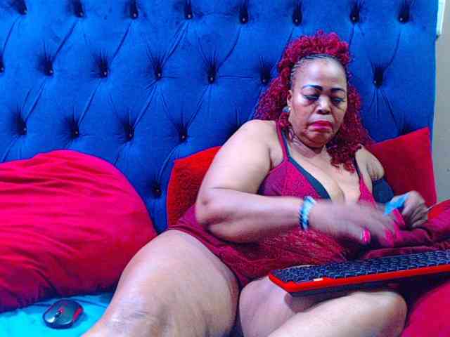 Ebonycandy10 webcam