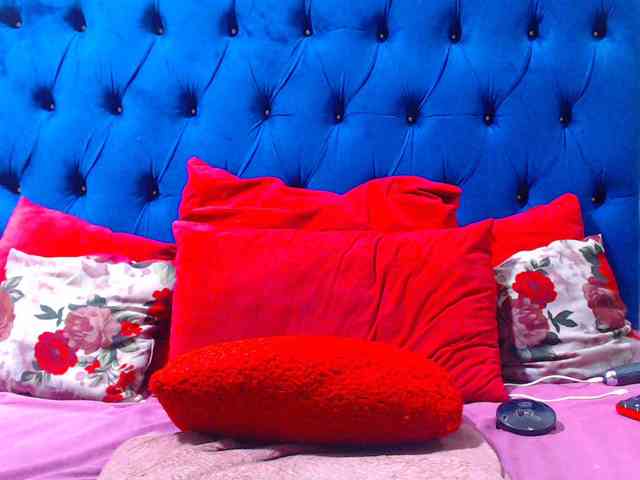 Ebonycandy10 webcam