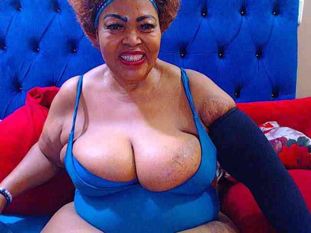 Ebonycandy10 webcam