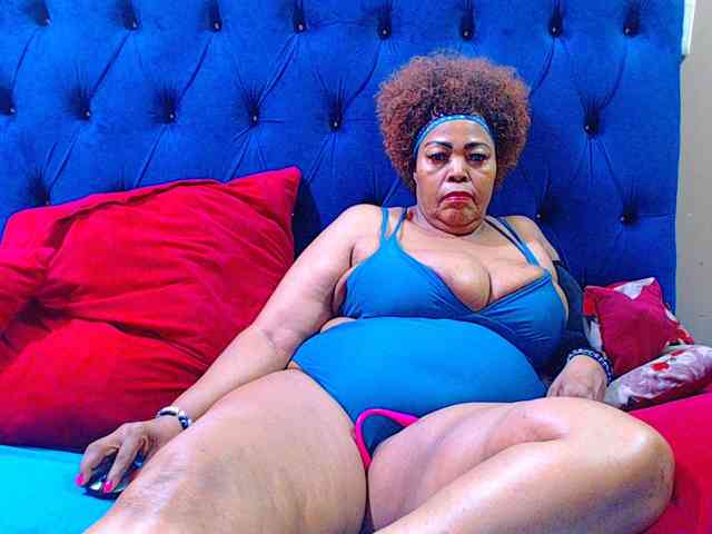 Ebonycandy10 webcam