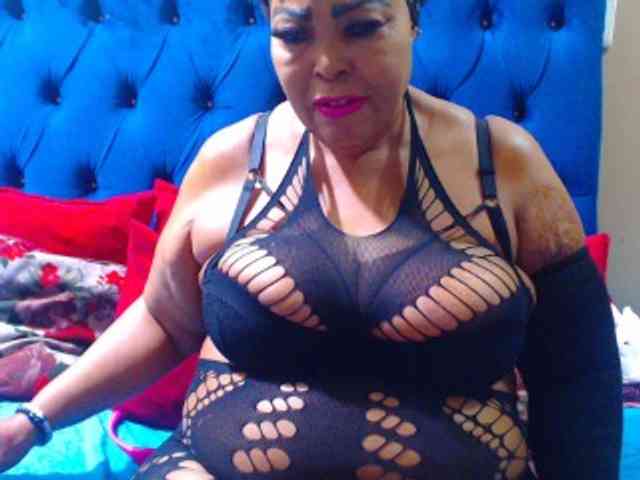 Ebonycandy10 Ebonycandy10